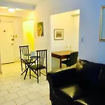 Stylish Montreal Apartment Comfortable Stay In The Golden Square Mile